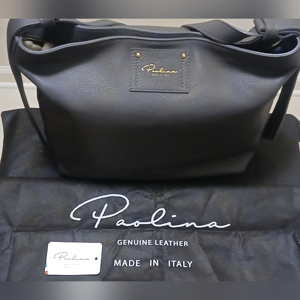 Paolina -NWT  Gray Colored Natural Leather Tote Bag W/ 1 Large Zippered Pocket &